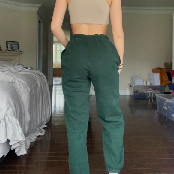 Aritzia sweatpants - Picture 3 of 3